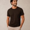 camiseta lisa bordada marrom